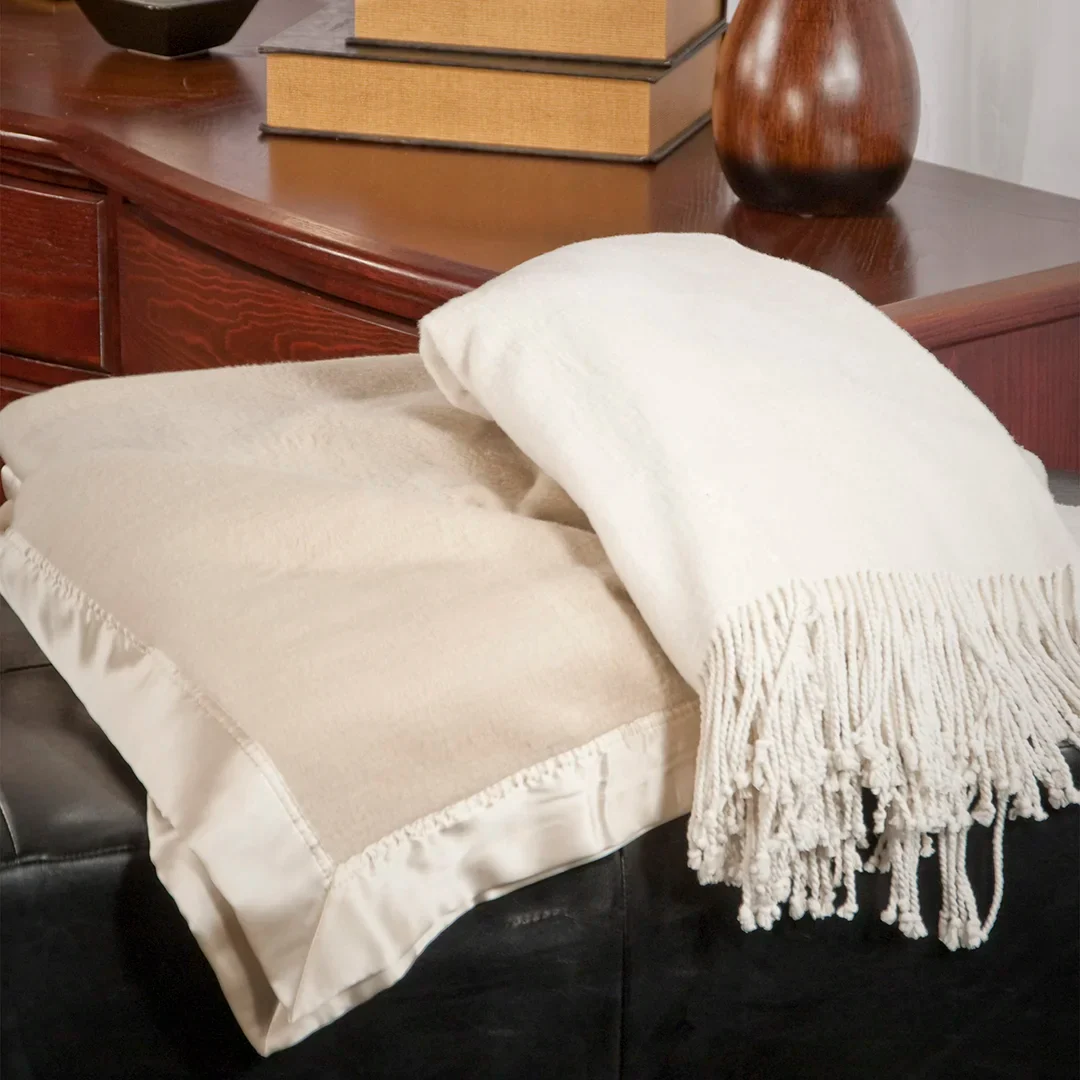 Aus Vio 100% Natural Charmeuse Silk Luxurious Blanket with Satin Trim, Ivory | BM12122 - Image 3